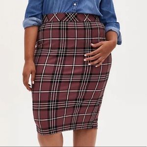 Torrid BROWN PLAID PONTE PENCIL SKIRT Size 2